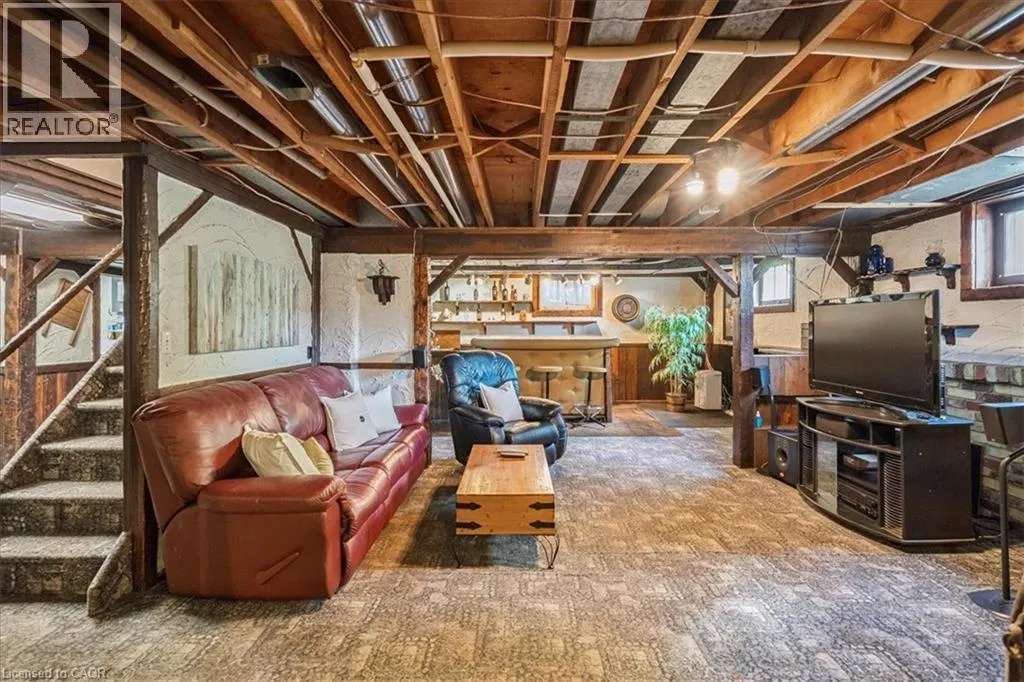 1424 ALFRED Crescent