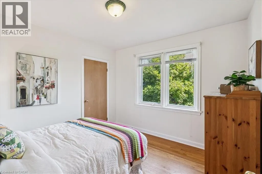 1424 ALFRED Crescent