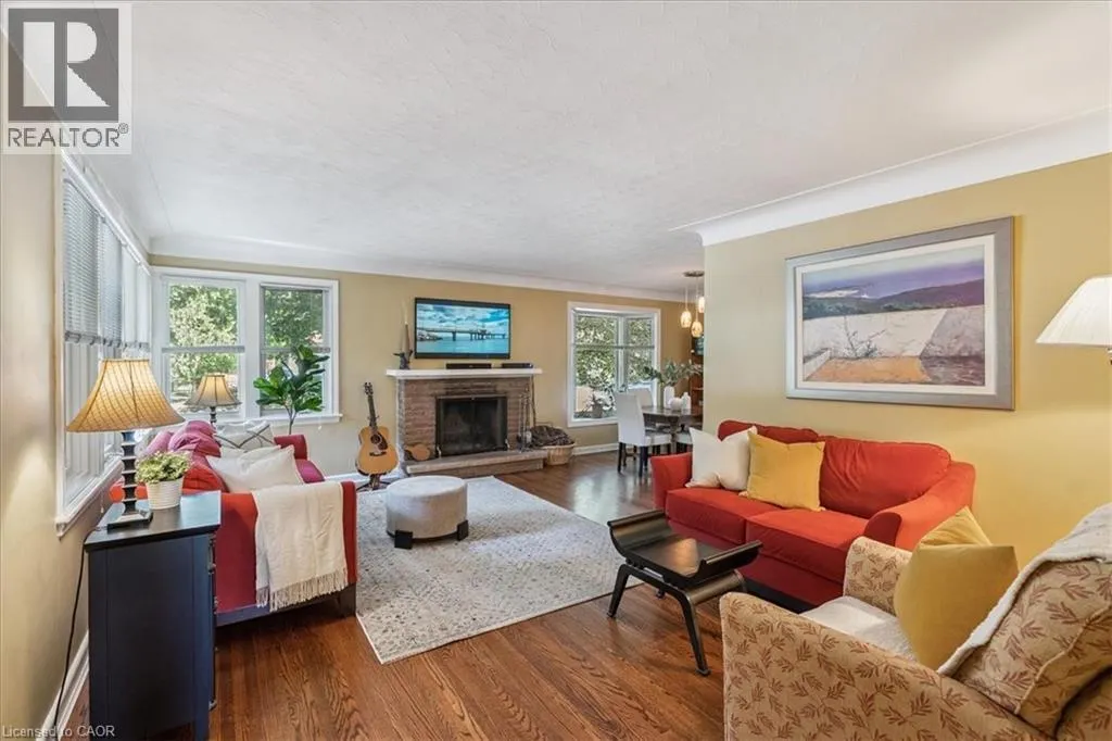 1424 ALFRED Crescent