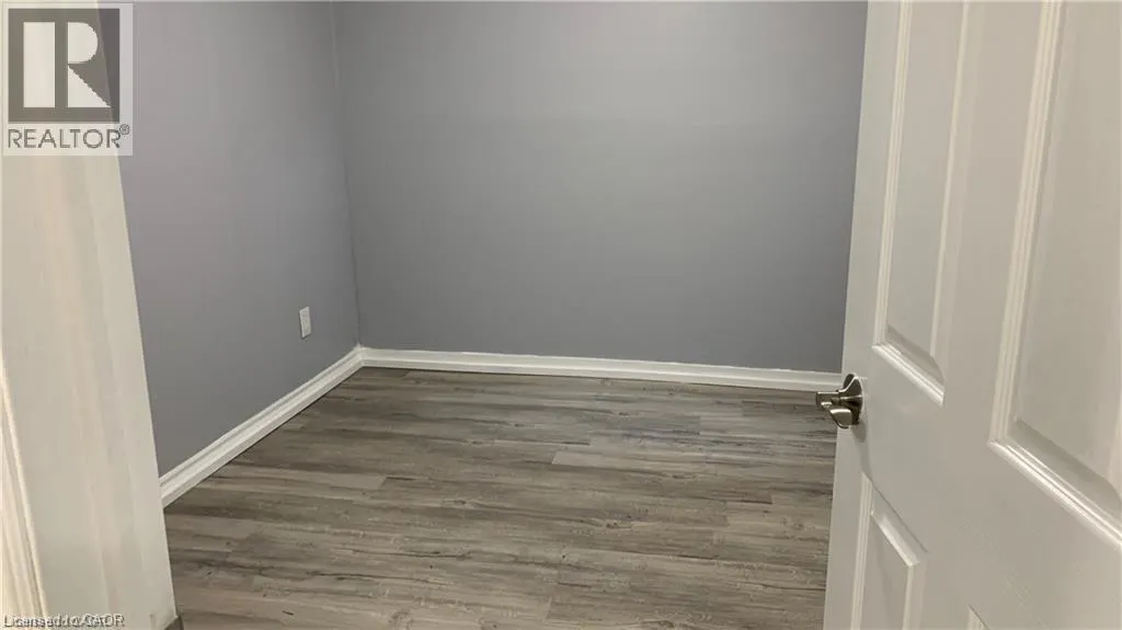 468 MAIN Street E Unit# 10, #10