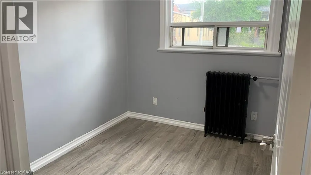 468 MAIN Street E Unit# 10, #10