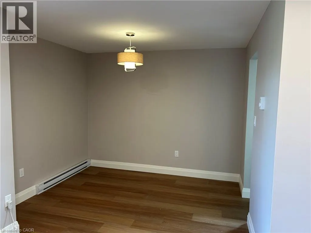 23 MAIN Street Unit# 302, #302