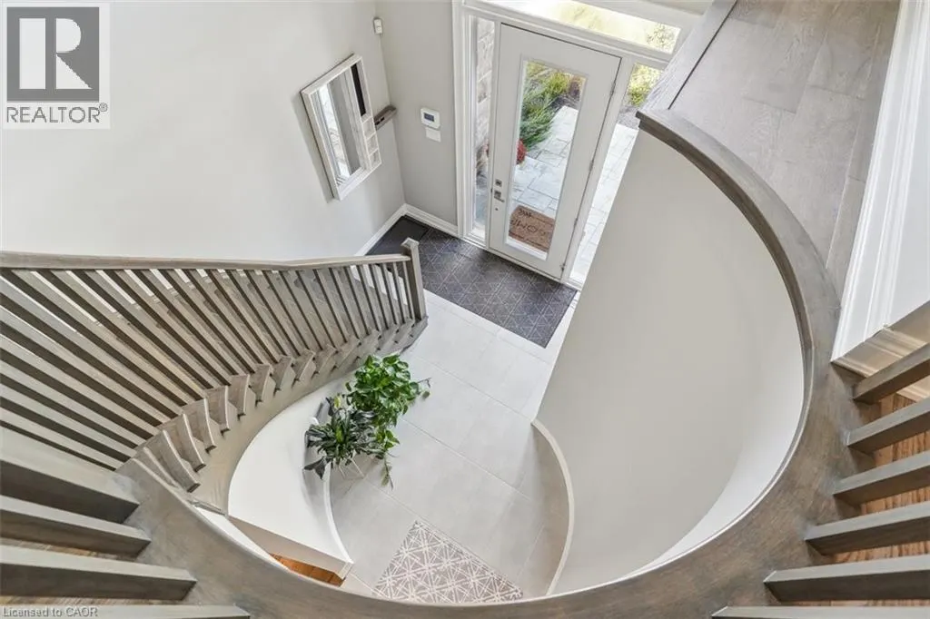 11 SECINARO Avenue