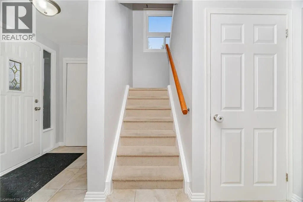 2295 BARCLAY Road