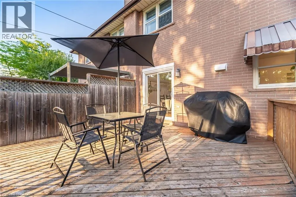 2295 BARCLAY Road