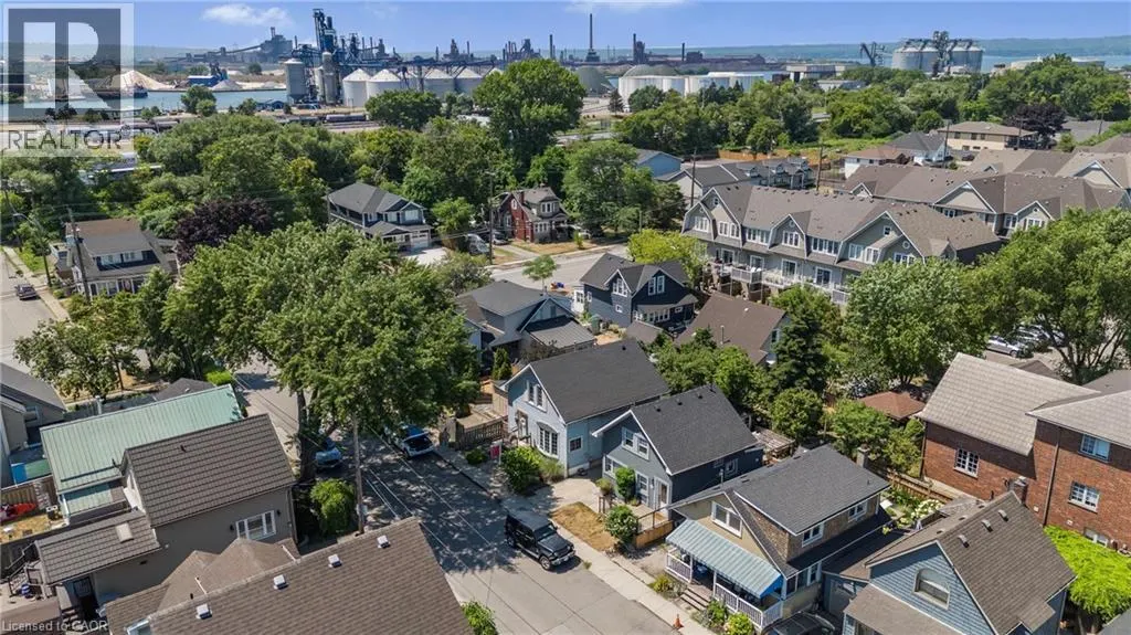 1 MAREVE Avenue