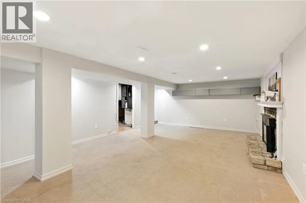 67 DESCHENE Avenue