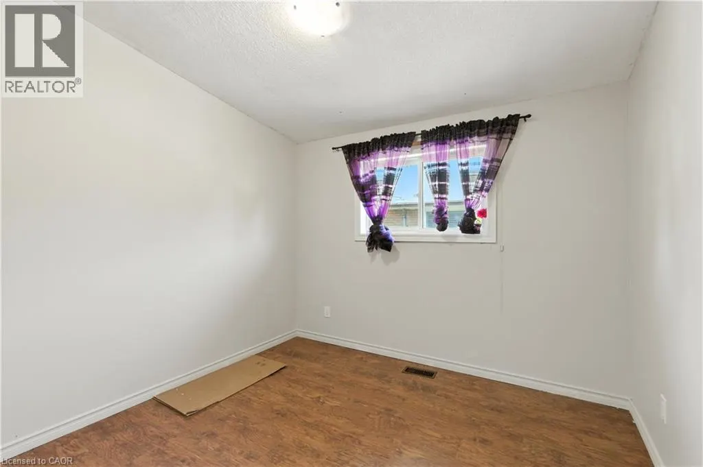 67 DESCHENE Avenue