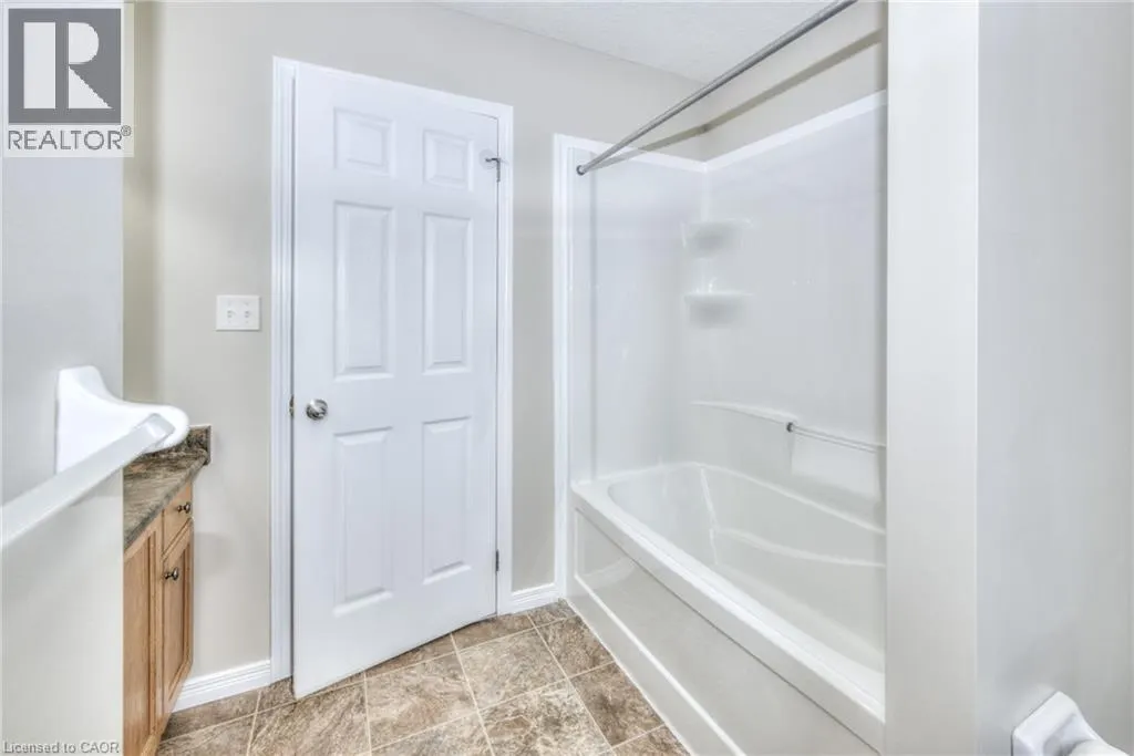 931 GLASGOW Street Unit# 8C, #8C