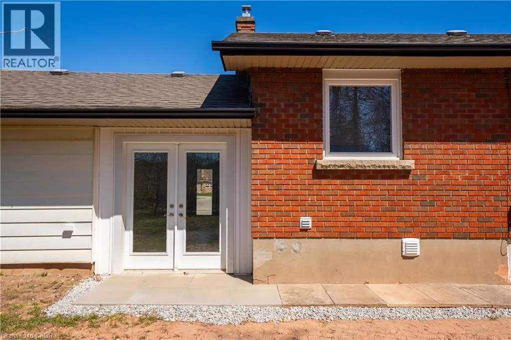 28 DALE Avenue