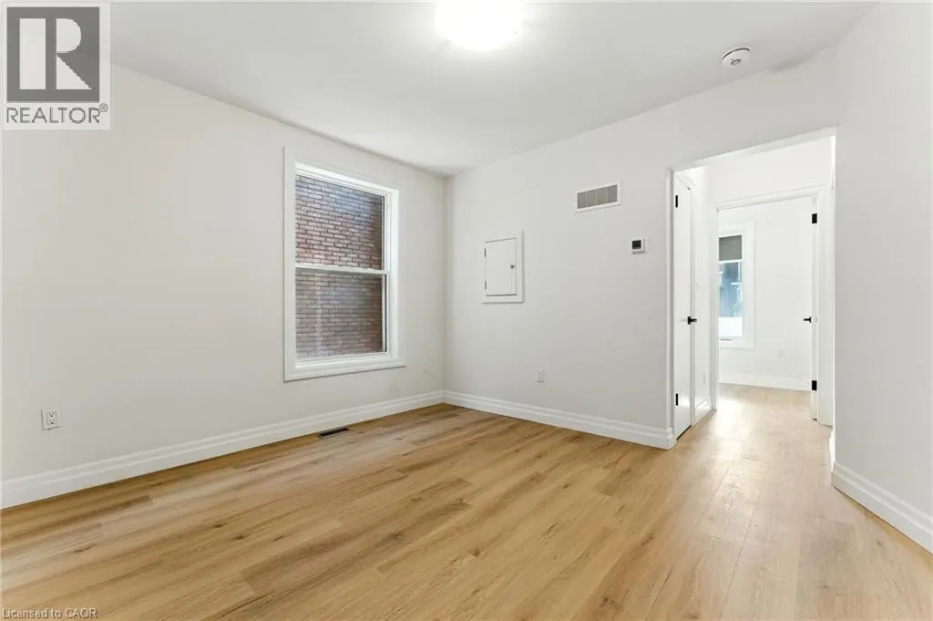 176 BALSAM Avenue S Unit# 1, #1