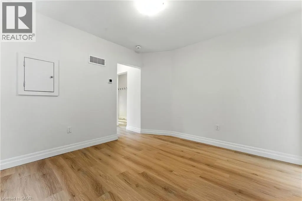 176 BALSAM Avenue S Unit# 1, #1