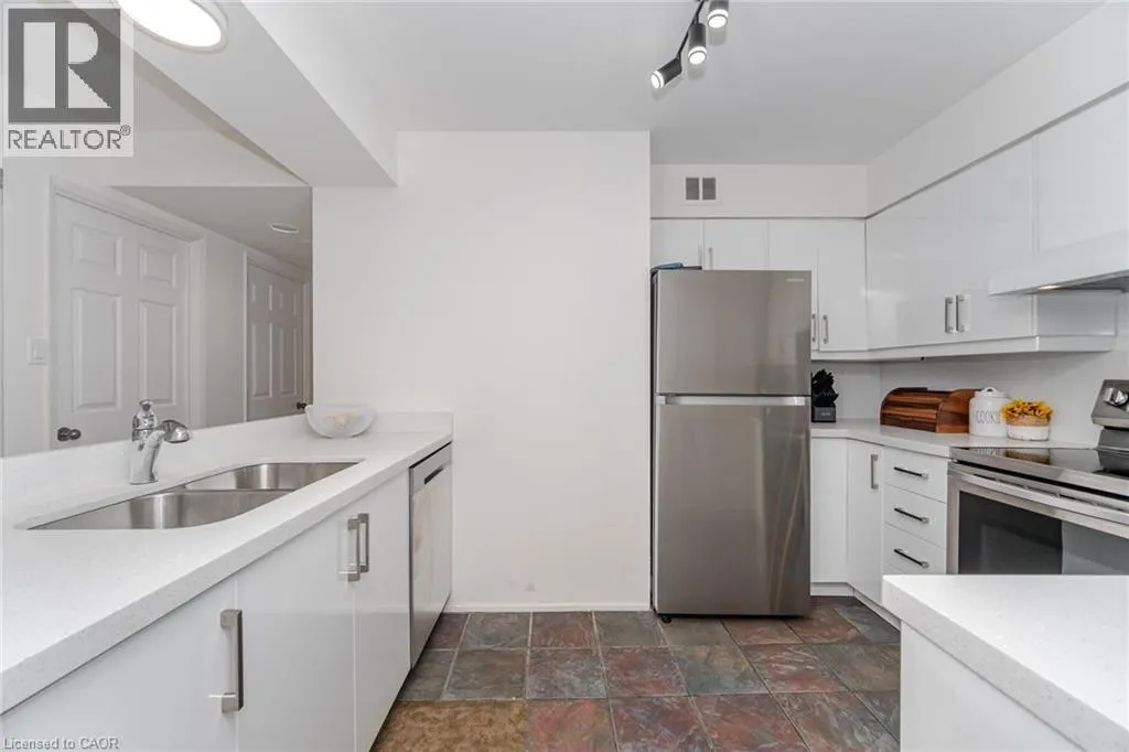 50 EGLINTON Avenue W Unit# 408, #408