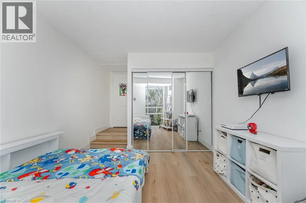 50 EGLINTON Avenue W Unit# 408, #408