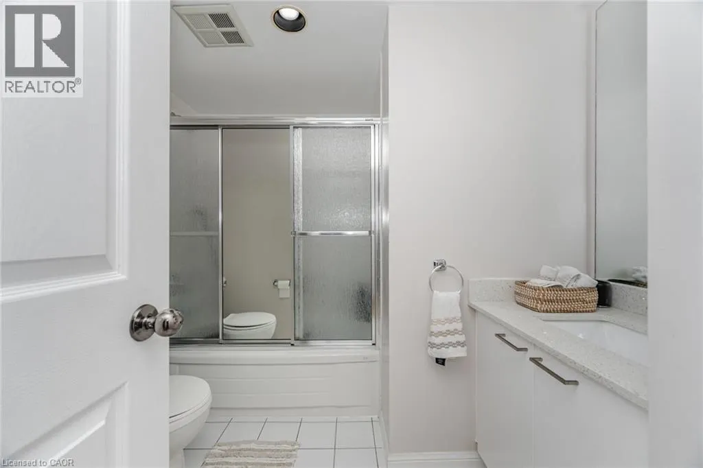 50 EGLINTON Avenue W Unit# 408, #408