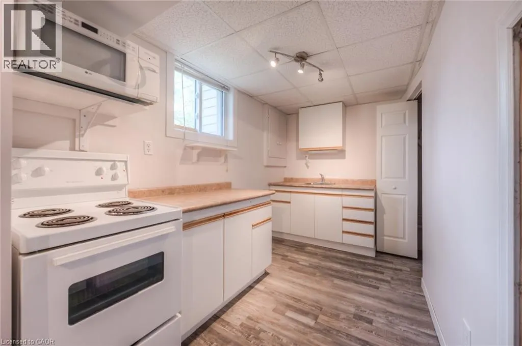 57 KINGSWOOD Drive Unit# LOWER, #LOWER