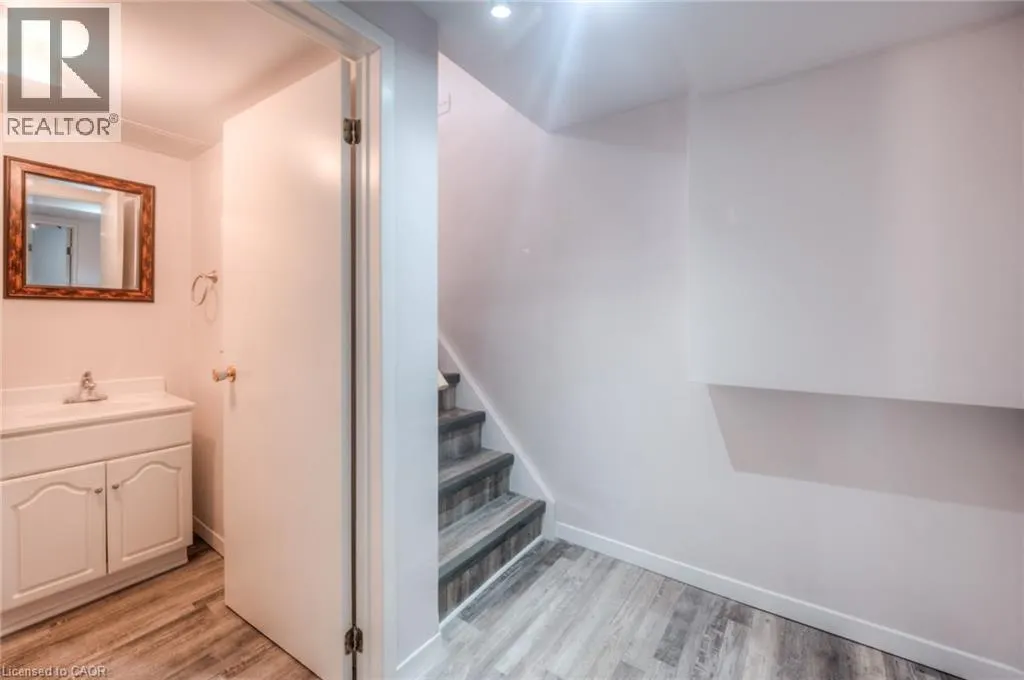 57 KINGSWOOD Drive Unit# LOWER, #LOWER