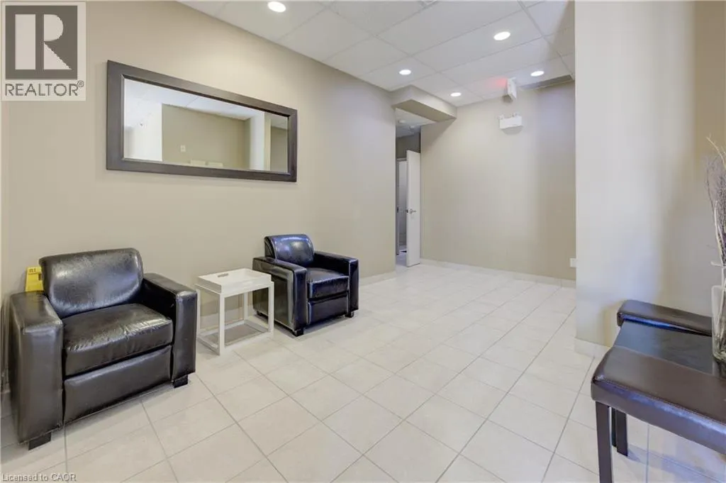 36 REGINA Street Unit# 401, #401