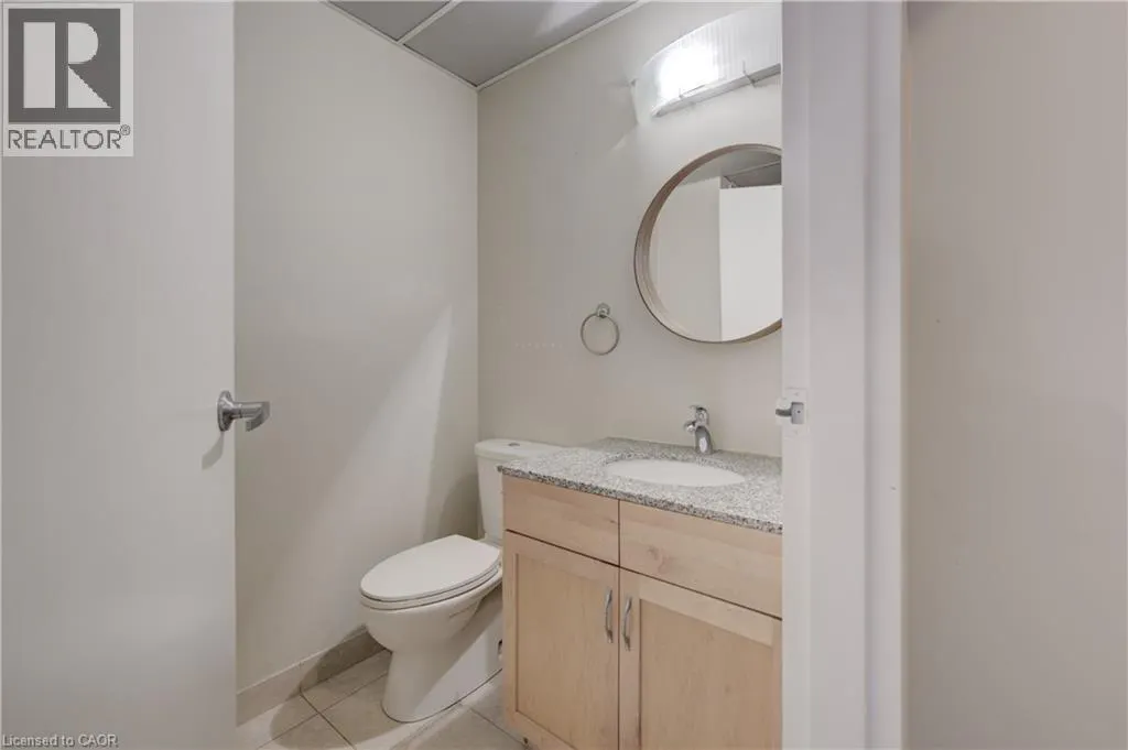 36 REGINA Street Unit# 401, #401
