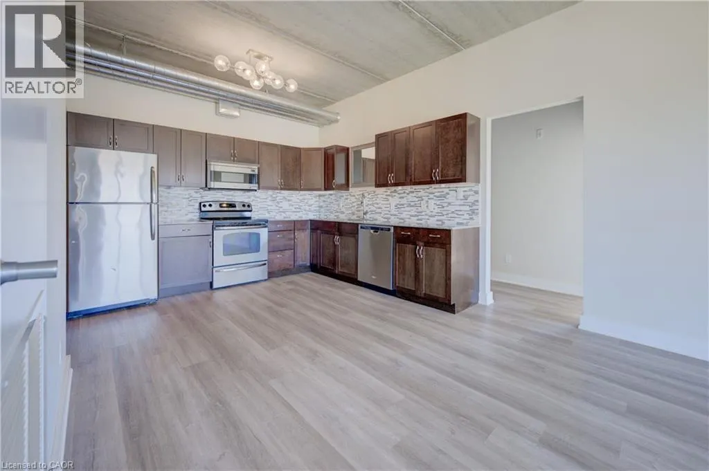 36 REGINA Street Unit# 401, #401