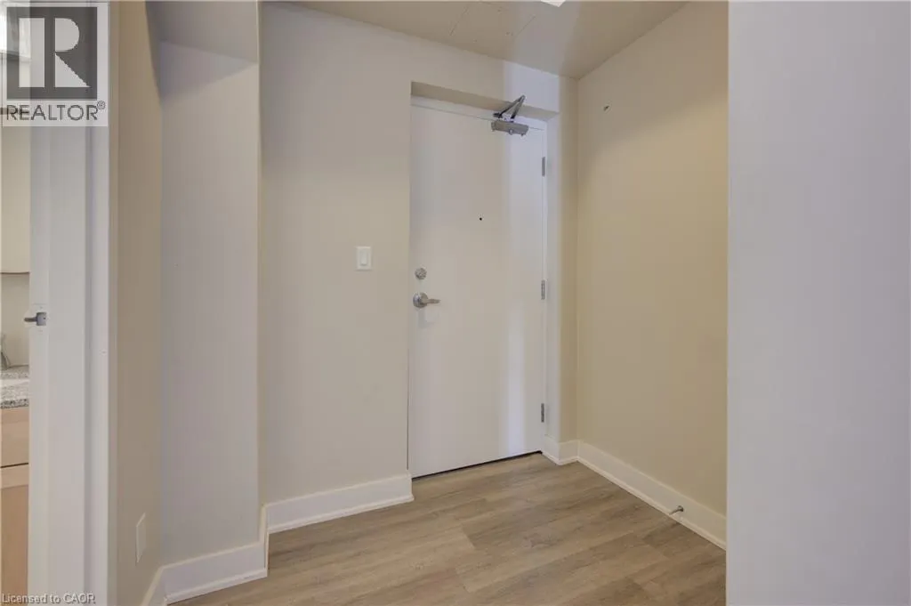 36 REGINA Street Unit# 401, #401