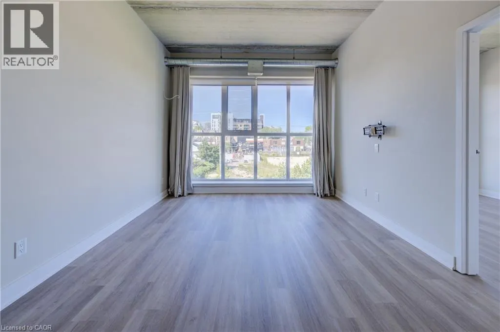 36 REGINA Street Unit# 401, #401