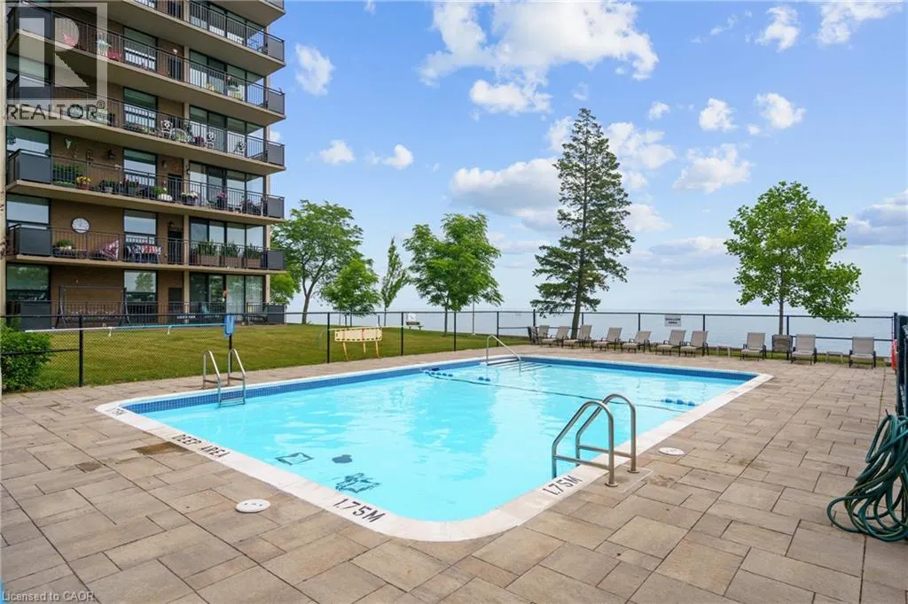 500 GREEN Road Unit# 218, #218