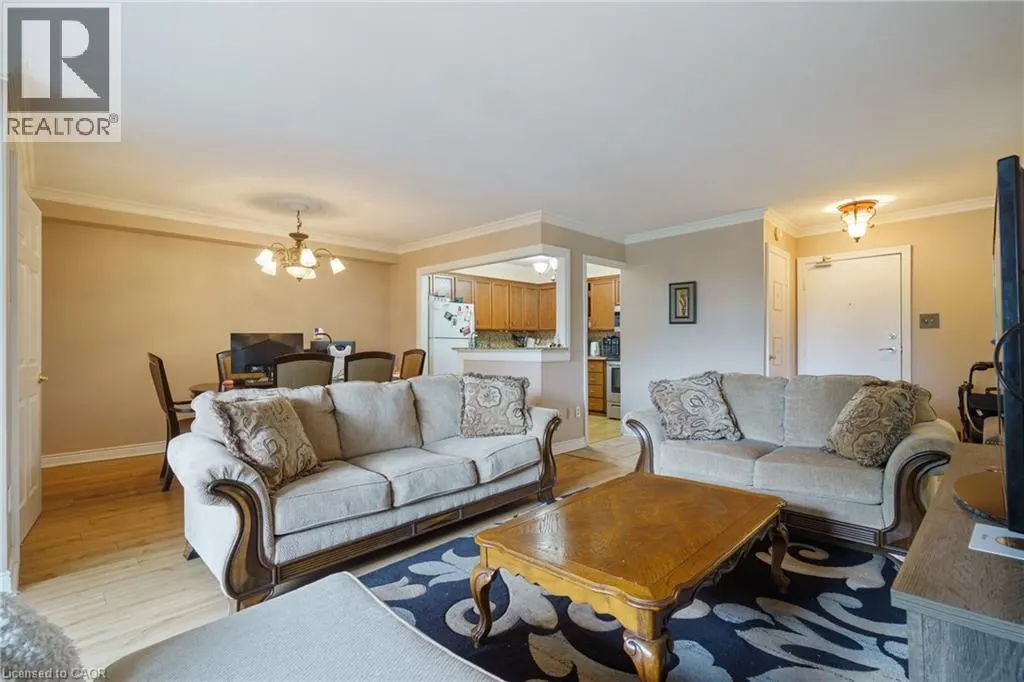 500 GREEN Road Unit# 218, #218