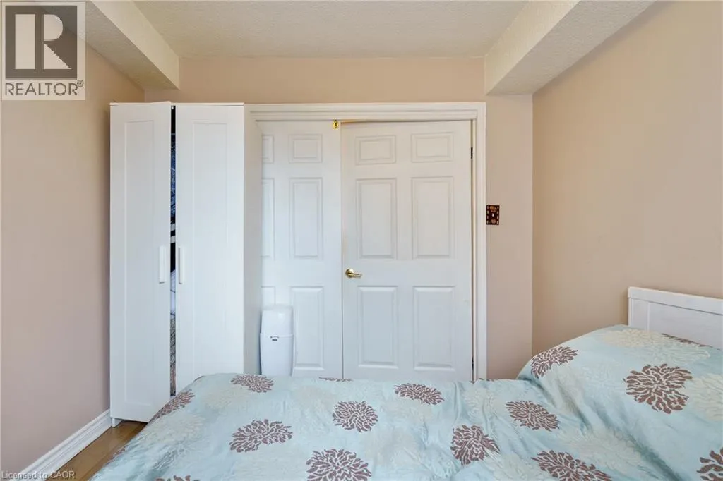 500 GREEN Road Unit# 218, #218