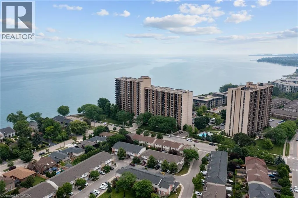 500 GREEN Road Unit# 218, #218