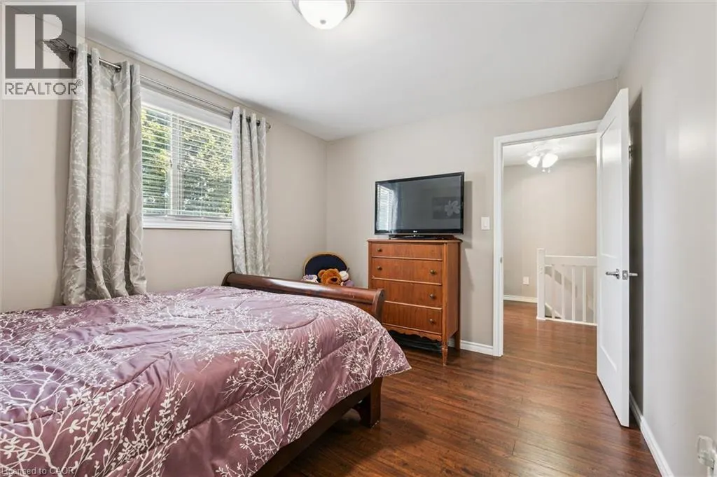 174 SUNPOINT Crescent