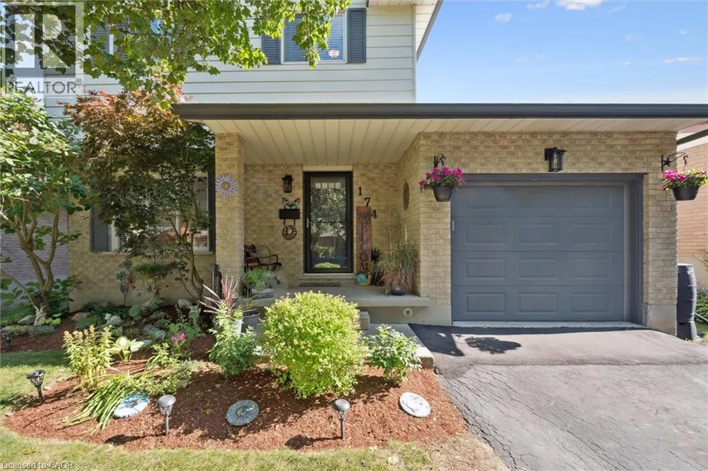 174 SUNPOINT Crescent