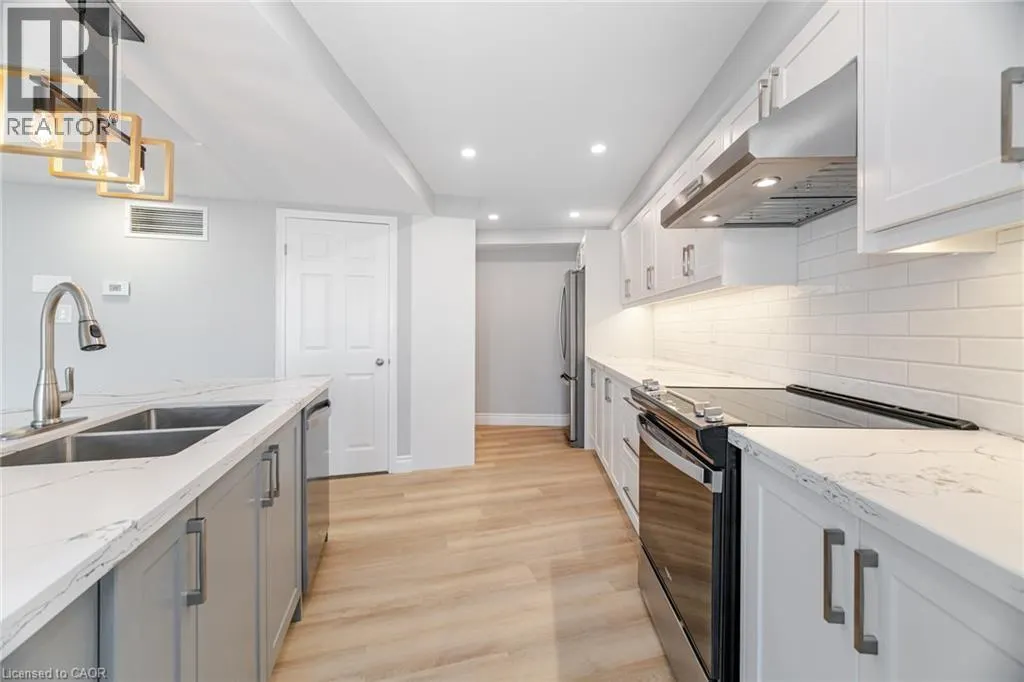 1240 MARLBOROUGH Court Unit# 606, #606