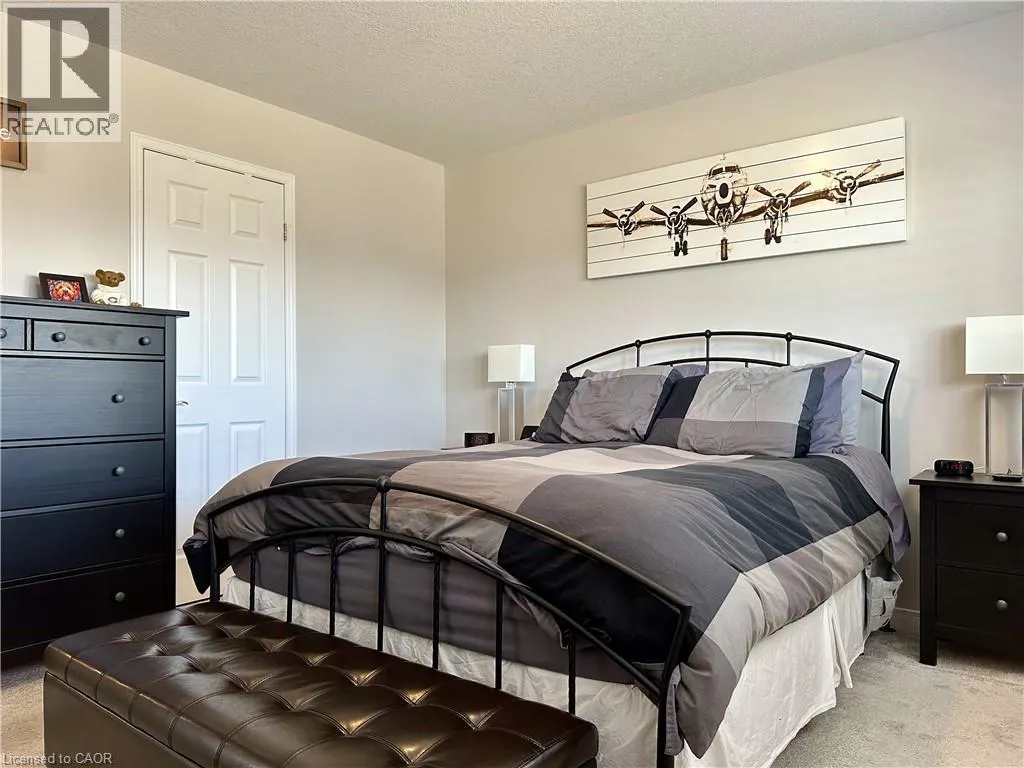 1409 OLD ZELLER Drive