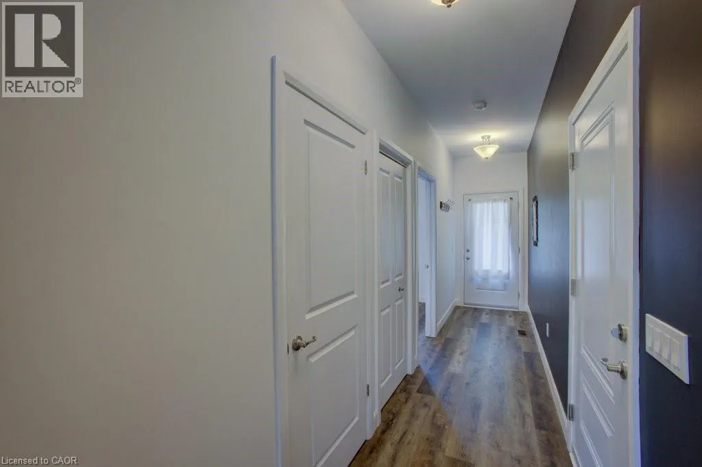 24 GEORGE Street N Unit# 16, #16