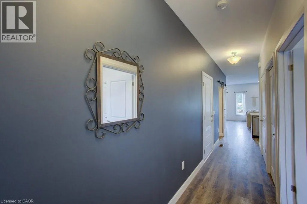 24 GEORGE Street N Unit# 16, #16