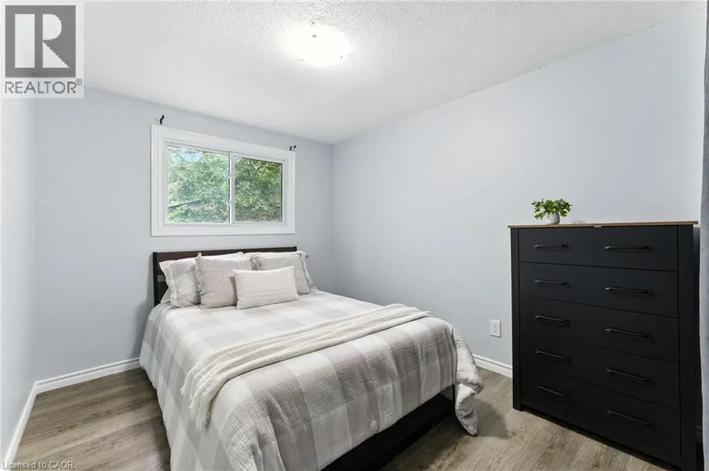 100 BLUEVALE Street N Unit# 25, #25