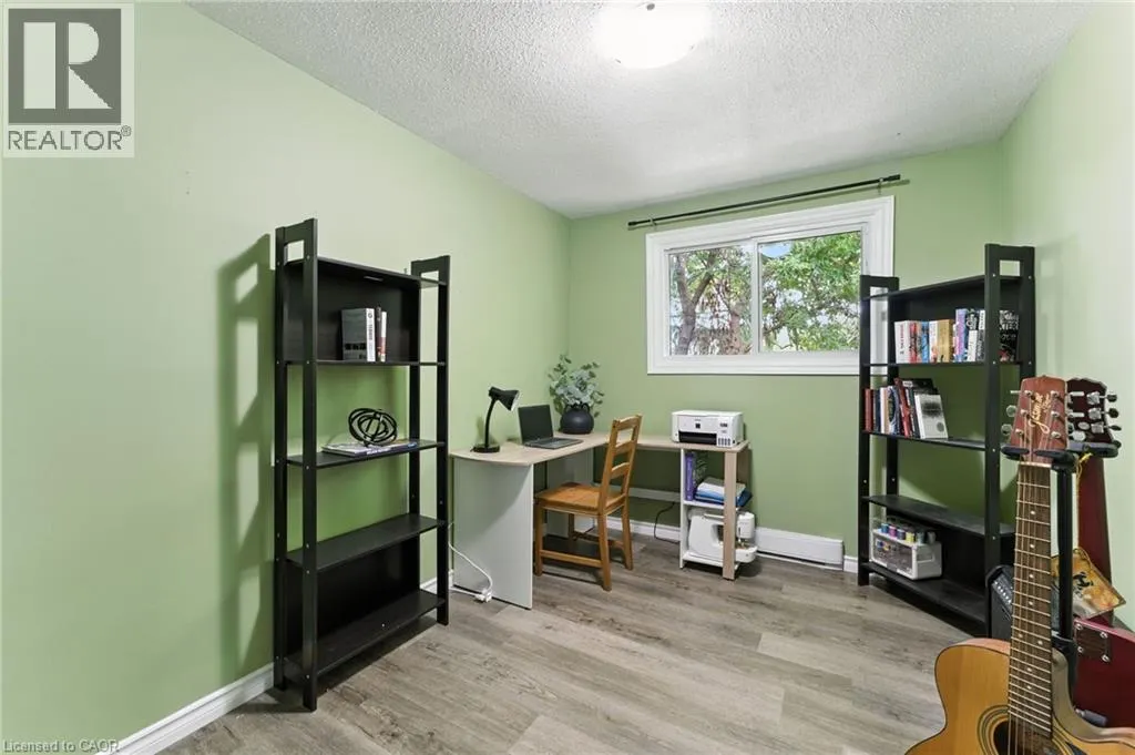 100 BLUEVALE Street N Unit# 25, #25