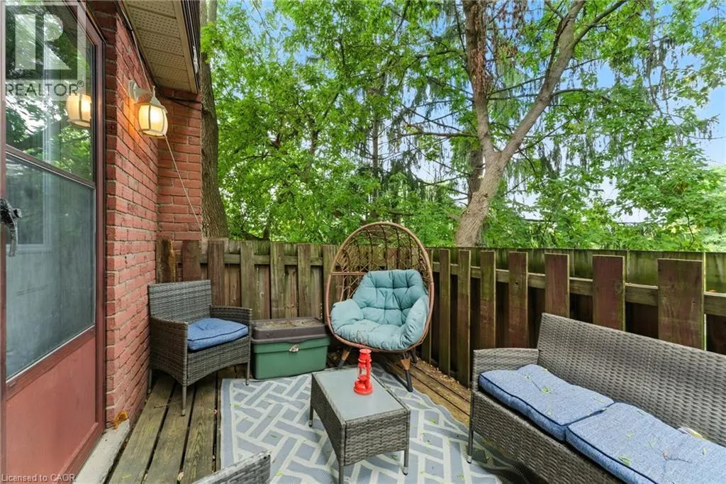100 BLUEVALE Street N Unit# 25, #25