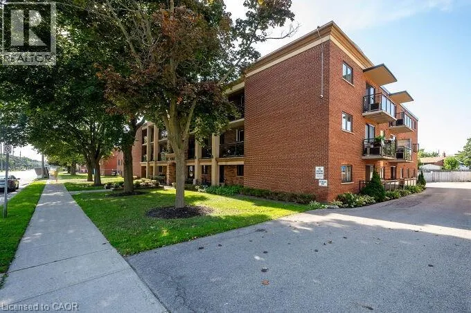 1212 FENNELL Avenue E Unit# 303, #303