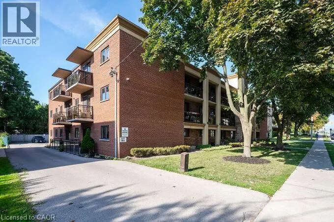 1212 FENNELL Avenue E Unit# 303, #303