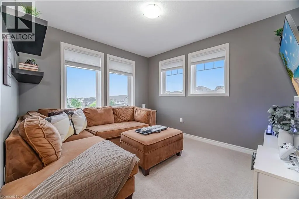 387 GRAVEL RIDGE Trail