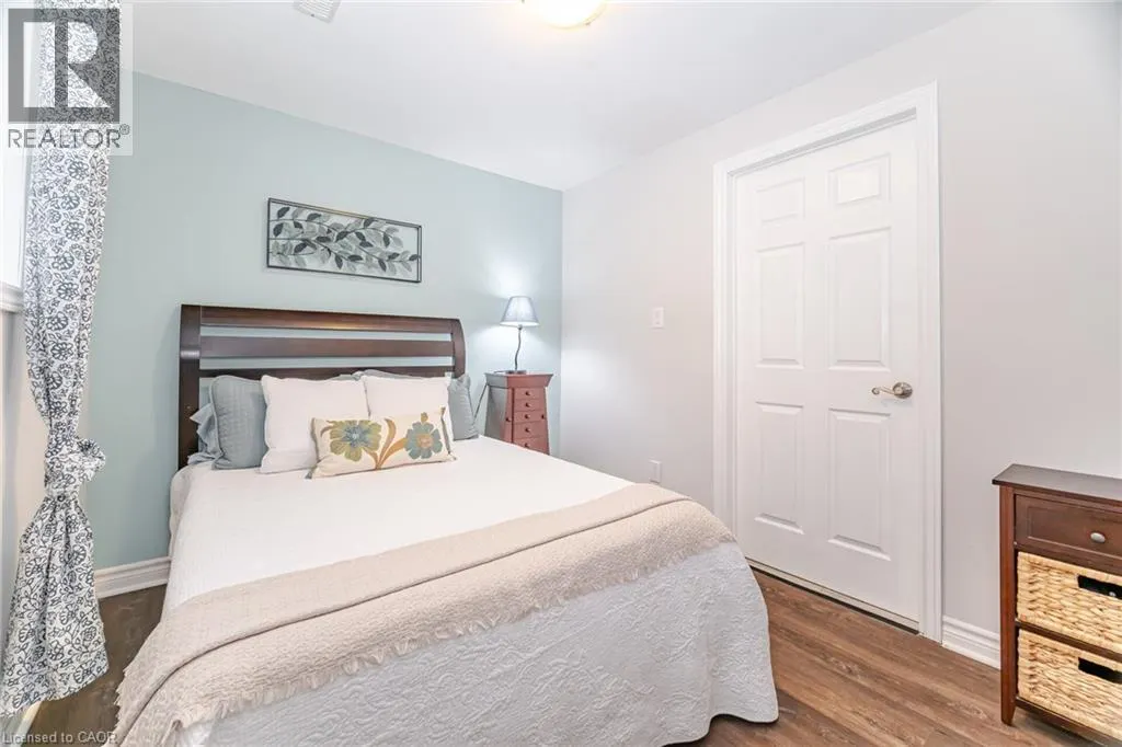 387 GRAVEL RIDGE Trail