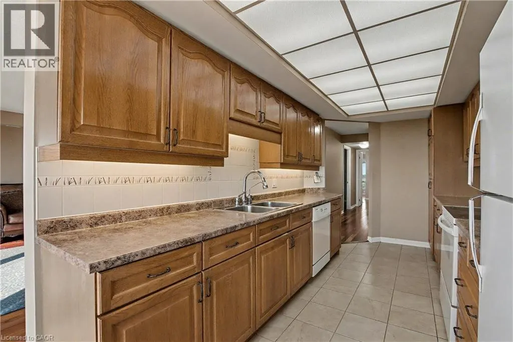 190 HESPELER Road Unit# 1801, #1801
