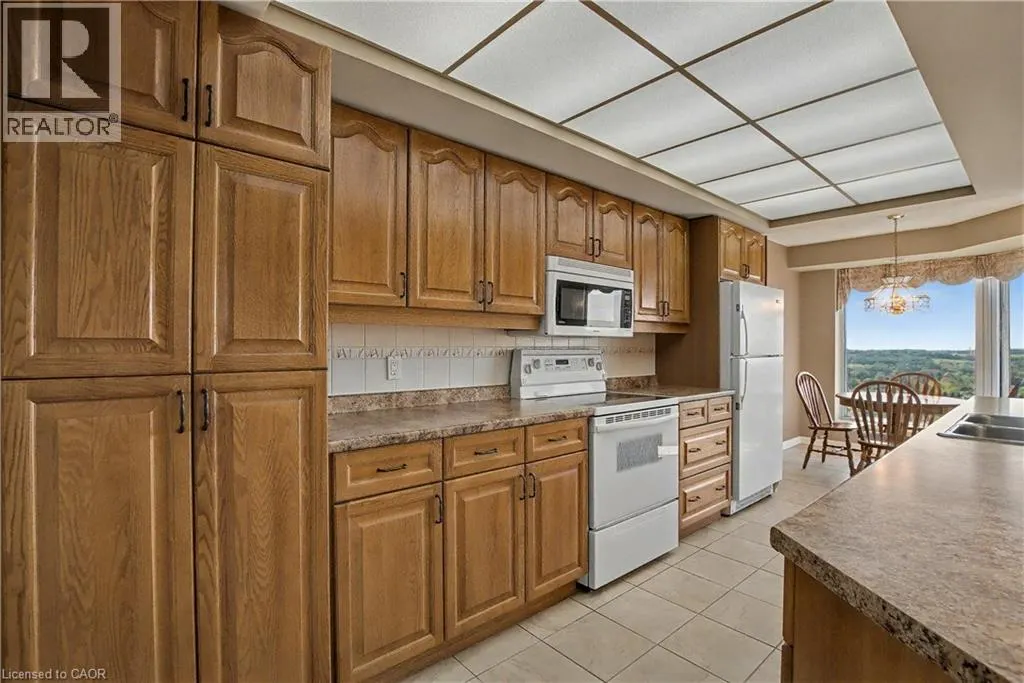 190 HESPELER Road Unit# 1801, #1801