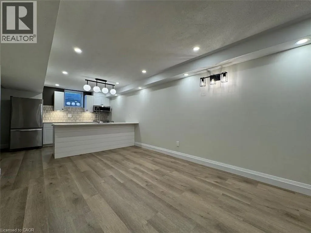 92 CONNELLY Drive Unit# Lower, #Lower