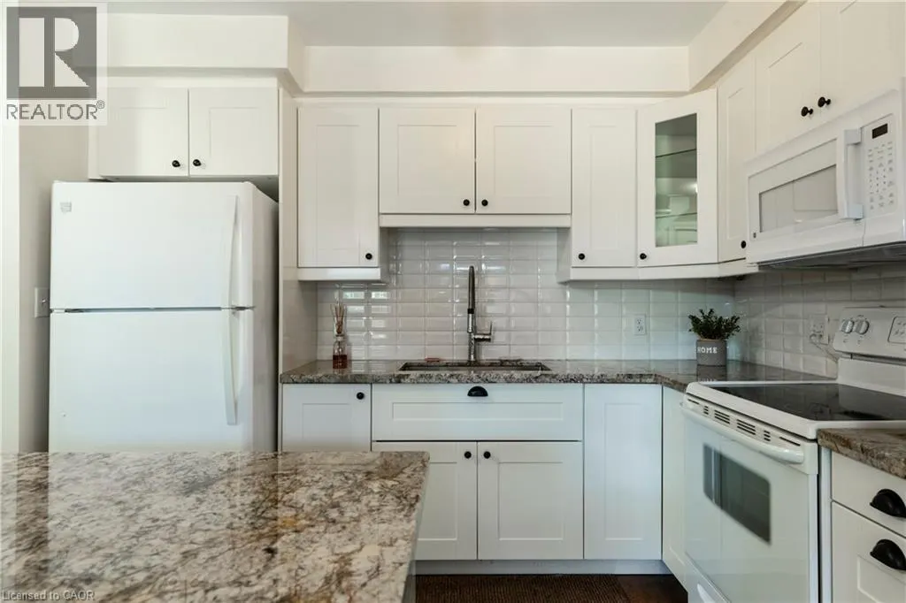 10 CADHAM Boulevard Unit# 37, #37