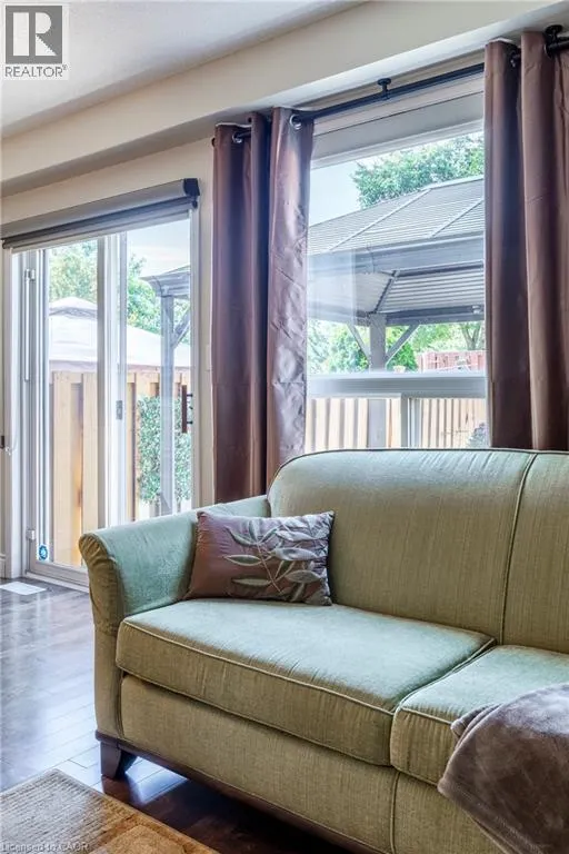 10 CADHAM Boulevard Unit# 37, #37
