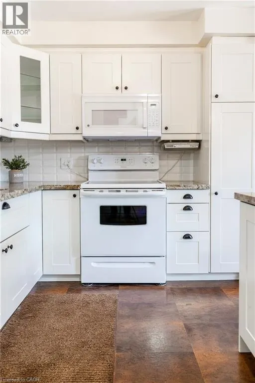 10 CADHAM Boulevard Unit# 37, #37