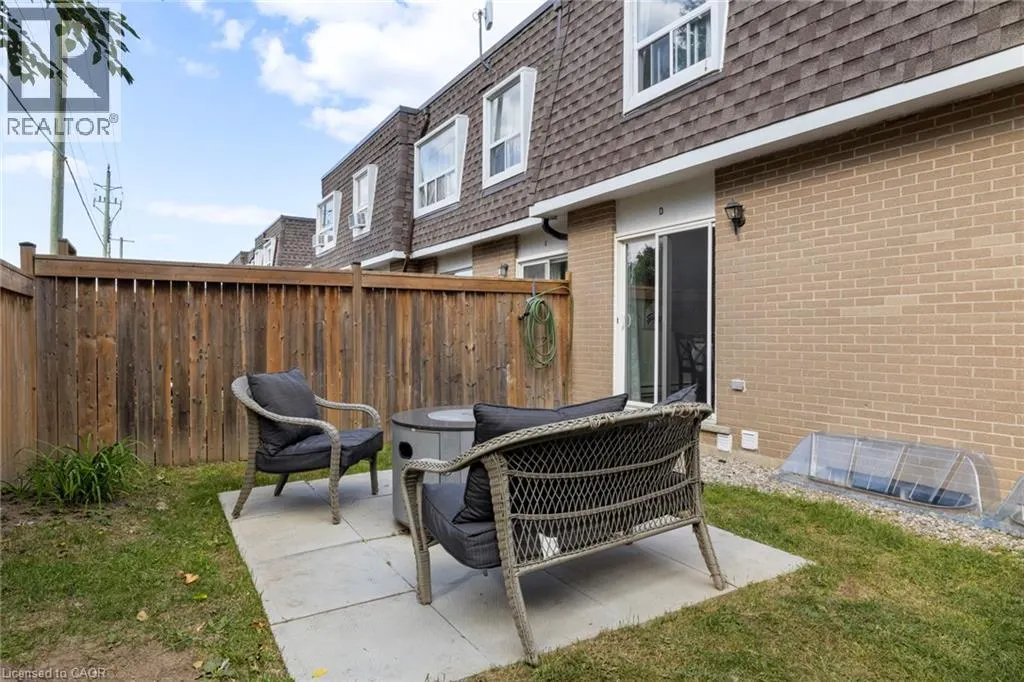 766 WALTER Street Unit# D, #D